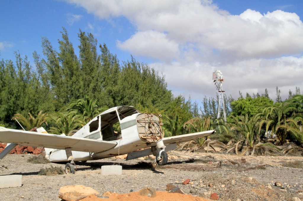 abandoned aircraft fuerteventura